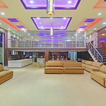 Itsy By Treebo - Royale Inn Mirát Kültér fotó