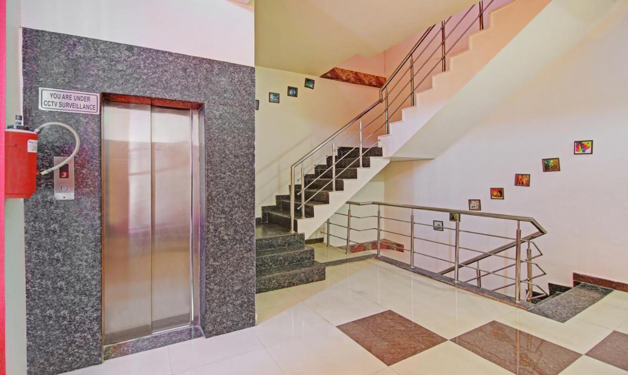 Itsy By Treebo - Royale Inn Mirát Kültér fotó