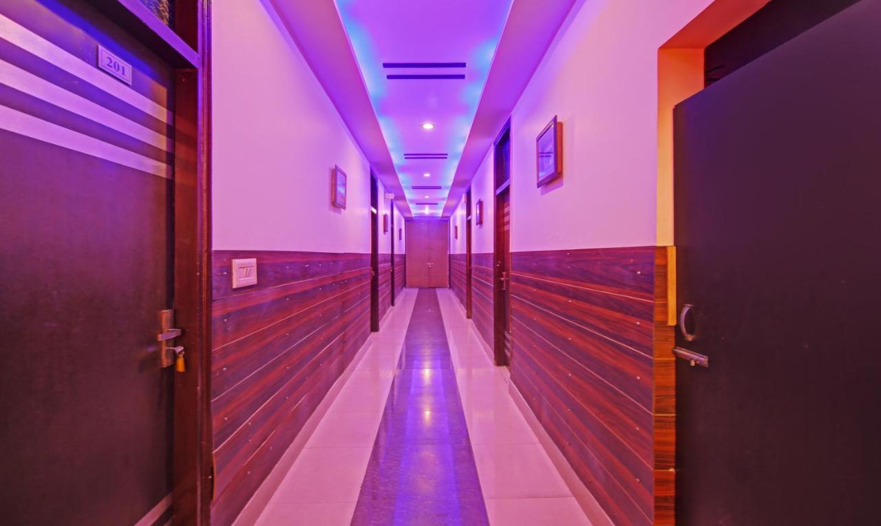 Itsy By Treebo - Royale Inn Mirát Kültér fotó