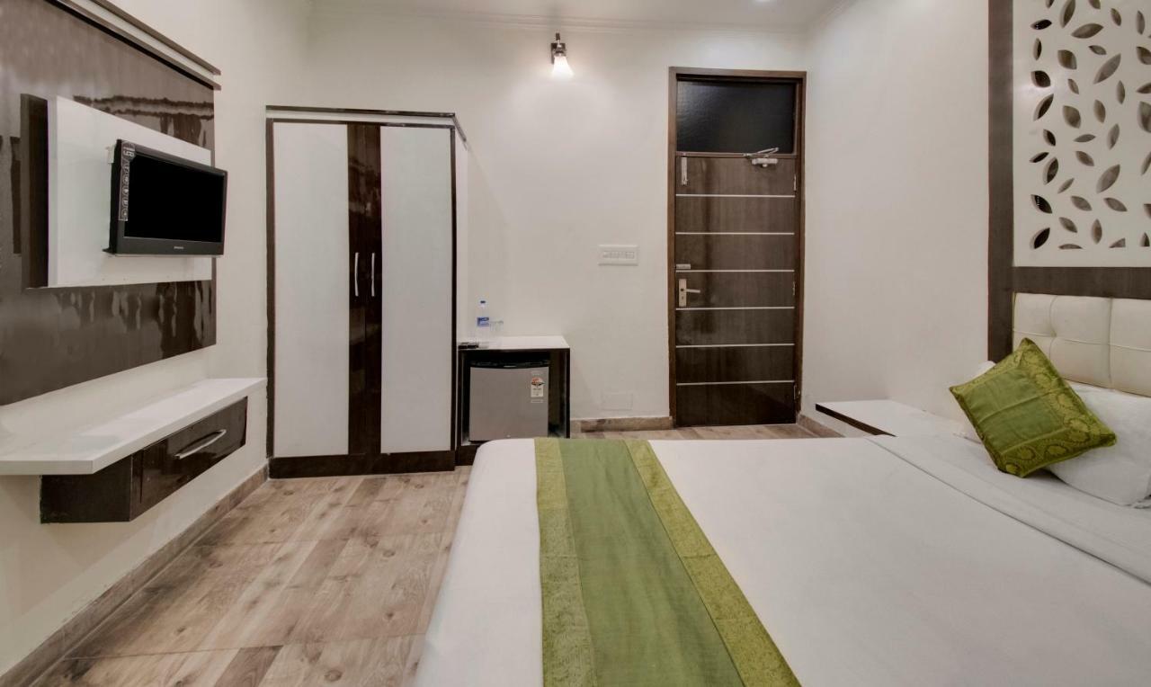 Itsy By Treebo - Royale Inn Mirát Kültér fotó
