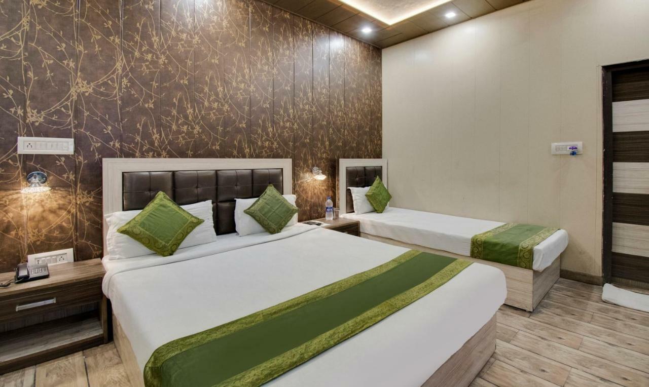 Itsy By Treebo - Royale Inn Mirát Kültér fotó