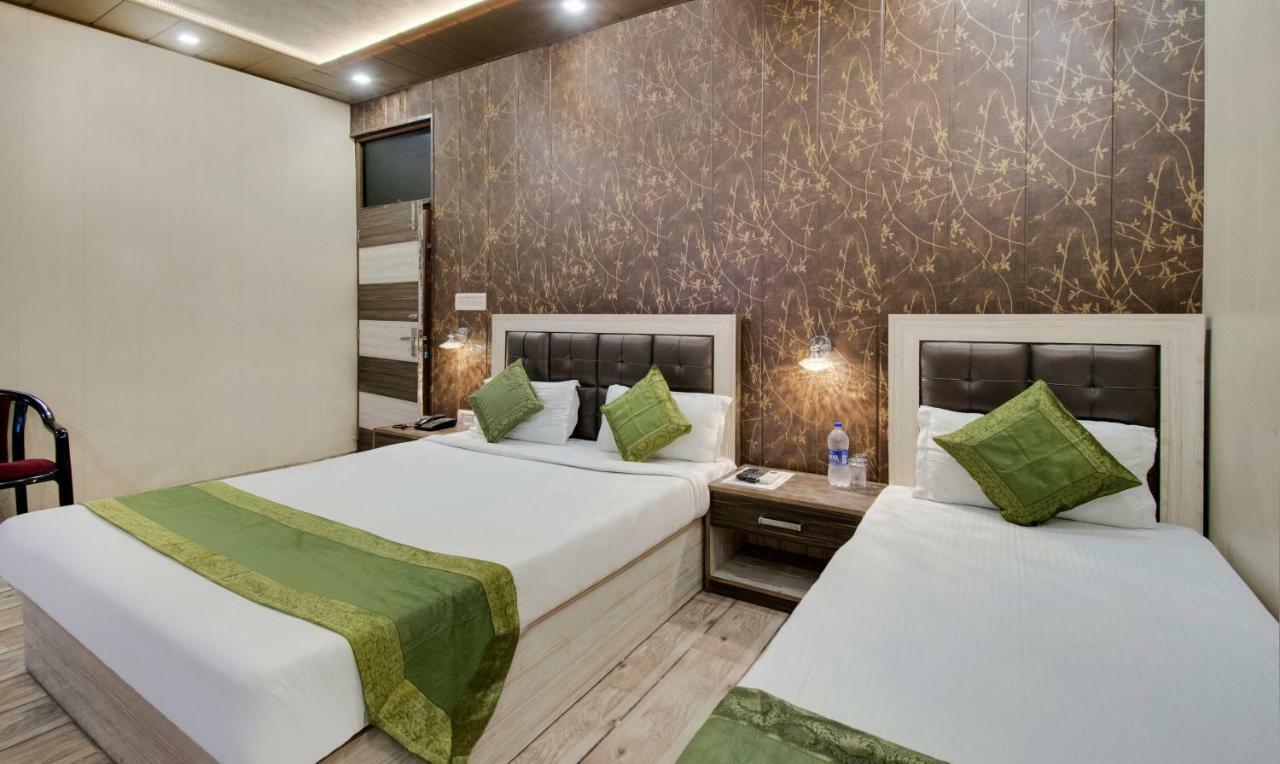 Itsy By Treebo - Royale Inn Mirát Kültér fotó