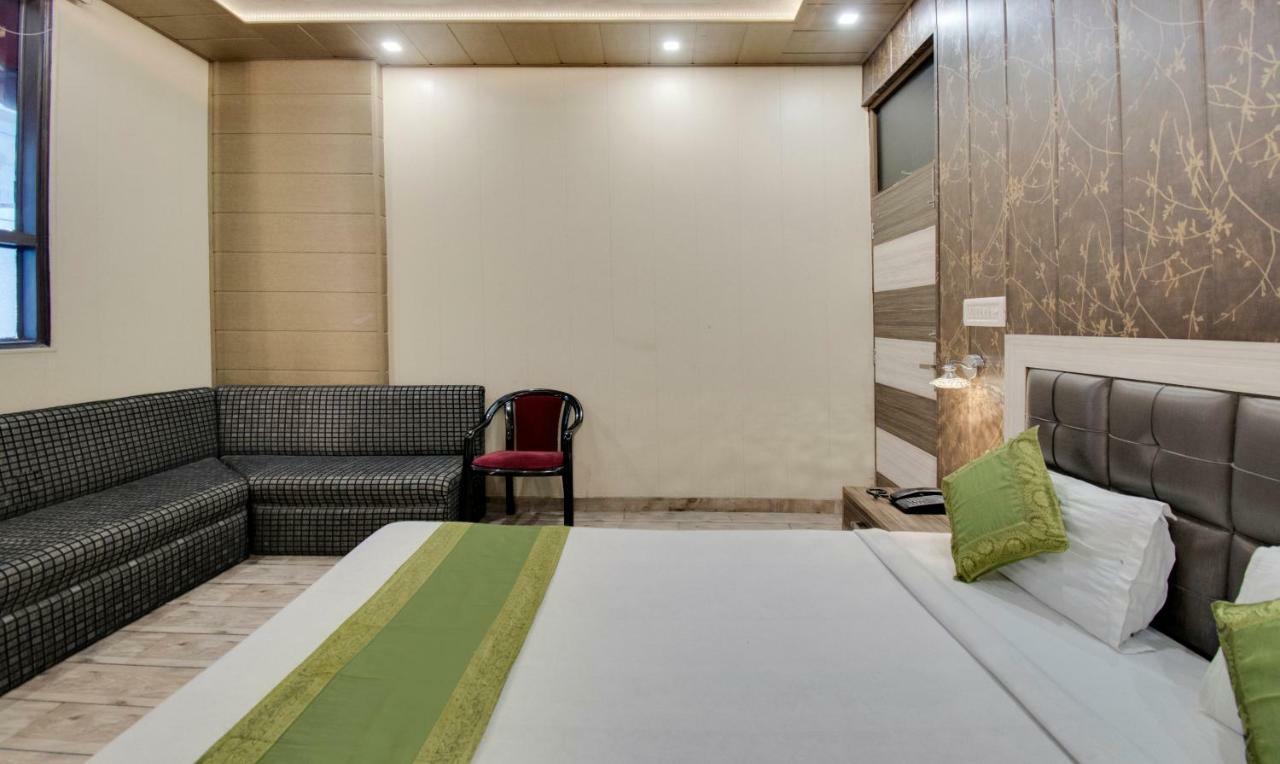 Itsy By Treebo - Royale Inn Mirát Kültér fotó