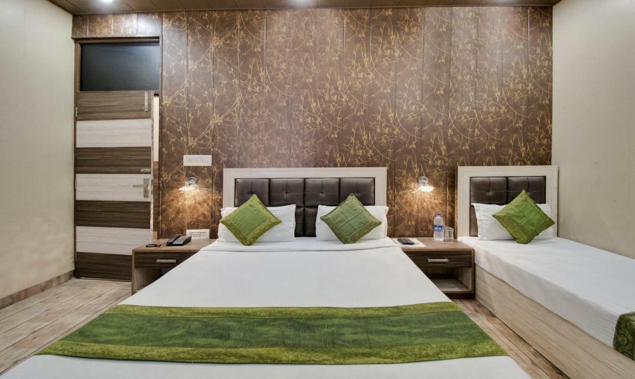 Itsy By Treebo - Royale Inn Mirát Kültér fotó